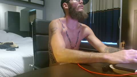 yesdaddy94404 online show from June 2026 01:19:02 PM
