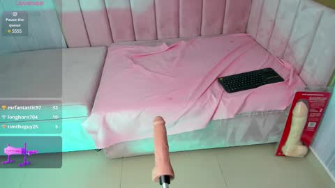 Snapshot of yess__daddy chatting on February 2025 01:27:01 PM yess__daddy online show from February 2025 01:27:01 PM