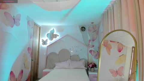 yess__daddy online show from March 2026 02:12:02 PM