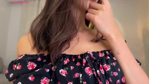 Snapshot of yessasha1 chatting on December 2025 06:26:01 PM Amy online show from December 2025 06:26:01 PM