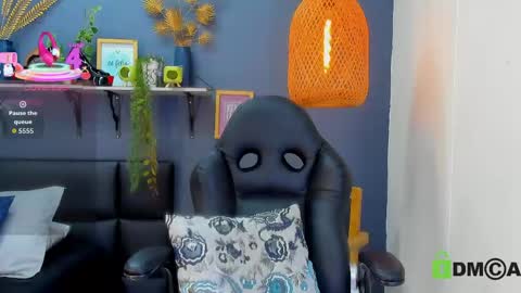 Snapshot of yessika_parker chatting on April 2026 01:41:02 PM yessika_parker online show from April 2026 01:41:02 PM