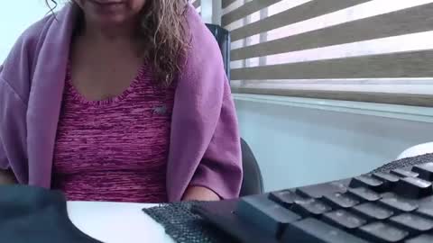 jessy online show from February 2025 07:36:01 PM