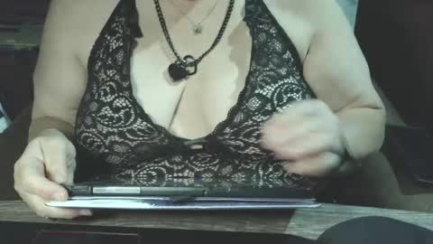 Snapshot of yessirprincesspet chatting on June 2026 02:25:01 AM yessirprincesspet online show from June 2026 02:25:01 AM