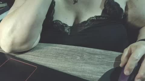 Snapshot of yessirprincesspet chatting on July 2026 05:04:01 AM yessirprincesspet online show from July 2026 05:04:01 AM