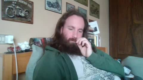 yeti_92 online show from April 2026 01:41:01 PM