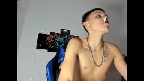 Snapshot of yherferson_45 chatting on April 2026 05:12:02 AM yherferson_45 online show from April 2026 05:12:02 AM