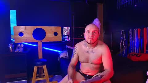 yingandyangg online show from February 2026 11:11:02 PM