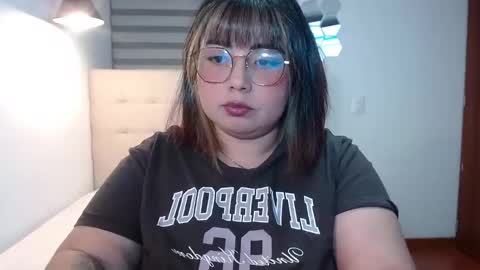 Snapshot of yini_angel07 chatting on November 2025 02:44:02 AM hii i am yini online show from November 2025 02:44:02 AM