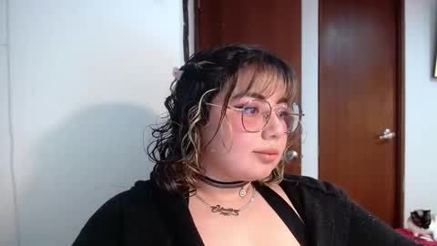 Snapshot of yini_angel07 chatting on March 2026 03:12:02 AM hii i am yini online show from March 2026 03:12:02 AM