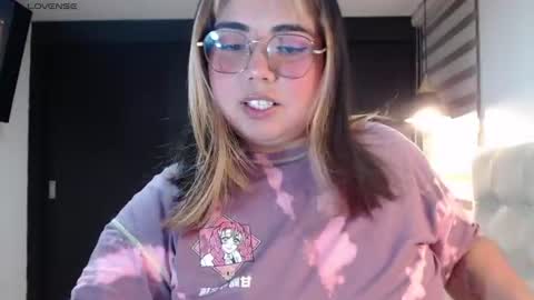 hii i am yini online show from July 2026 01:58:33 AM
