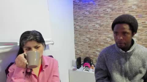 yinyyanghot online show from November 2025 03:05:01 AM