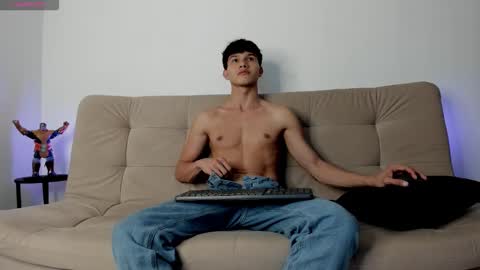 yizus_bonz online show from December 2025 11:57:02 PM