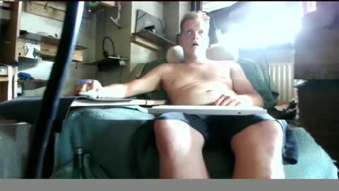 ynghotgerman92 online show from June 2026 01:06:02 PM