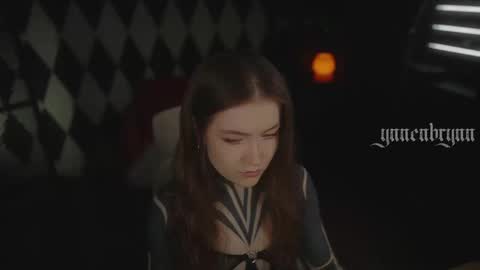 ynnenbrynn online show from March 2026 07:26:01 AM