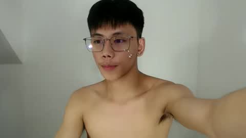 ynotyu online show from December 2025 10:17:02 PM