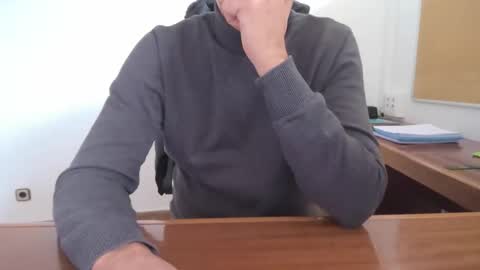 Snapshot of yo47 chatting on December 2025 02:26:01 PM Yo47 online show from December 2025 02:26:01 PM