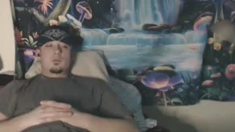 Snapshot of yobleez chatting on November 2025 08:08:01 PM yobleez online show from November 2025 08:08:01 PM