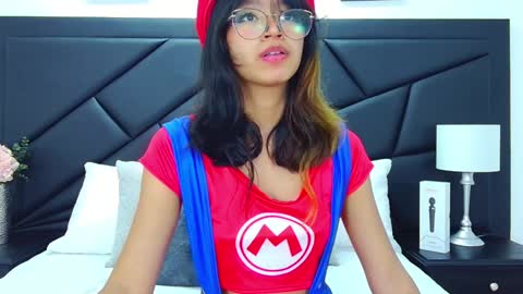 Yommi Winx online show from December 2024 03:04:02 AM