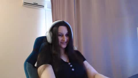 Snapshot of yongswab chatting on March 2026 02:12:02 PM Sophie online show from March 2026 02:12:02 PM