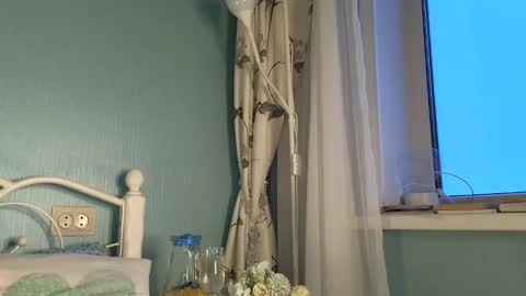 Liliya online show from February 2025 12:44:01 PM