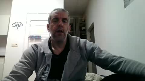 CrayZio online show from February 2025 04:03:01 AM