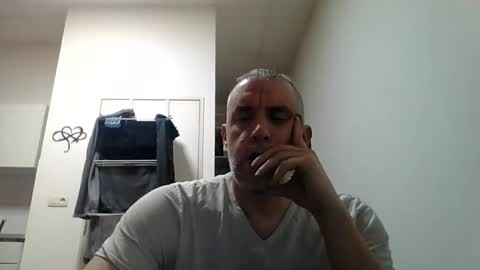 CrayZio online show from April 2026 04:57:01 AM