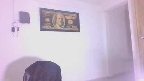 Snapshot of youn_king chatting on December 2024 11:54:02 AM ALEX online show from December 2024 11:54:02 AM