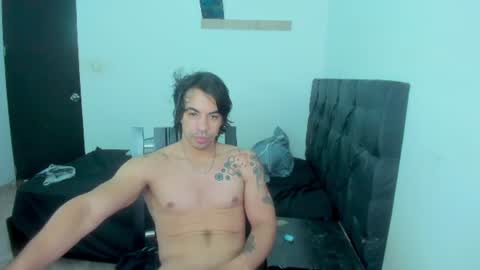 Snapshot of youonlyliveoncesc chatting on July 2026 04:05:01 AM youonlyliveoncesc online show from July 2026 04:05:01 AM