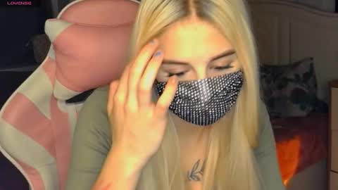 Snapshot of your___barbie chatting on January 2025 12:22:02 AM Barbie online show from January 2025 12:22:02 AM