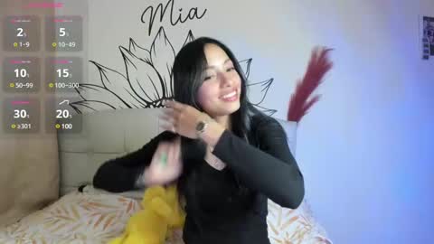 Snapshot of your_beck chatting on February 2025 04:03:02 AM mia3 online show from February 2025 04:03:02 AM