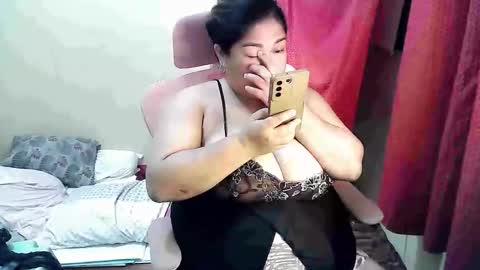 Snapshot of your_big_boobs chatting on September 2025 12:18:01 PM your_big_boobs online show from September 2025 12:18:01 PM