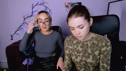 your bunny12 online show from November 2025 01:23:02 PM