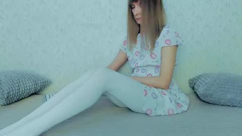 Snapshot of your_caramelka chatting on February 2025 05:22:01 AM Lily online show from February 2025 05:22:01 AM