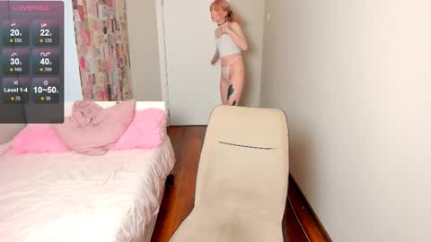 your_cute_aisha online show from September 2025 10:31:01 PM