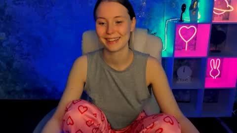 Ella online show from April 2026 01:31:02 PM