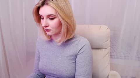 Snapshot of your_freya chatting on February 2025 09:56:01 AM Freya online show from February 2025 09:56:01 AM