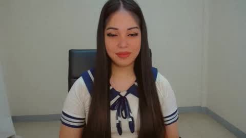  GWEN  online show from December 2024 12:22:02 AM