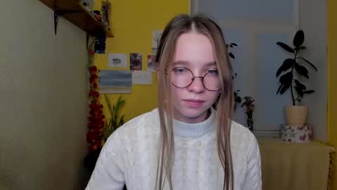 Leslie online show from December 2024 04:29:02 PM