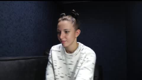 Meri  online show from November 2025 09:46:02 PM