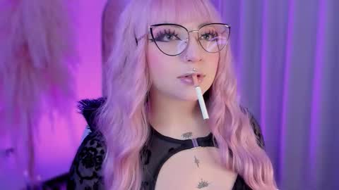 Cami independent model online show from March 2026 12:21:01 PM