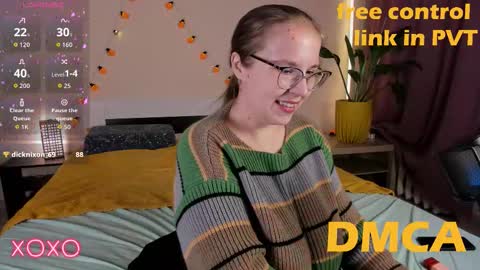 Snapshot of your_pennyy_ chatting on October 2025 07:47:02 PM Pennyy online show from October 2025 07:47:02 PM