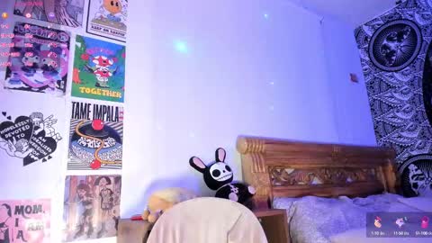 Snapshot of your_rosenrot chatting on October 2025 12:18:02 AM Daniela Help me reach 100 likes online show from October 2025 12:18:02 AM