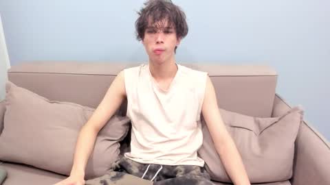 your_shy_guy online show from January 2026 07:27:01 PM