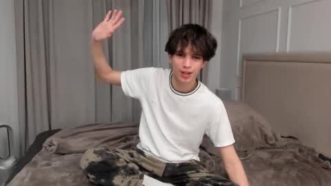 your_shy_guy online show from March 2026 07:21:02 PM