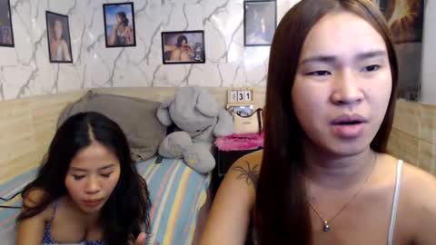 Snapshot of your_twinkletoes18 chatting on July 2026 11:53:01 AM your_twinkletoes18 online show from July 2026 11:53:01 AM