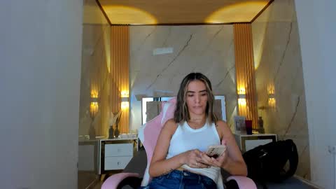 Salome online show from February 2026 07:09:01 PM