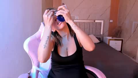 Salome online show from February 2026 06:53:02 PM