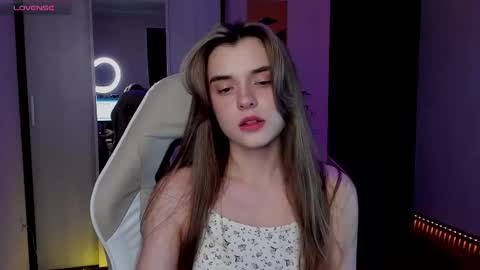 Anikka online show from September 2025 05:50:01 PM