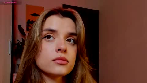 Anikka online show from October 2025 08:18:02 PM