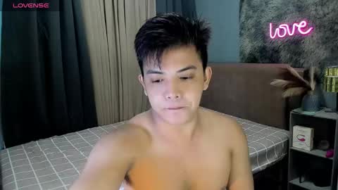 yourasian_bradley online show from February 2026 02:26:02 AM